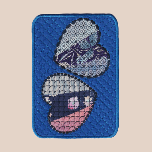 twin hearts (blue/white)~ mug rug