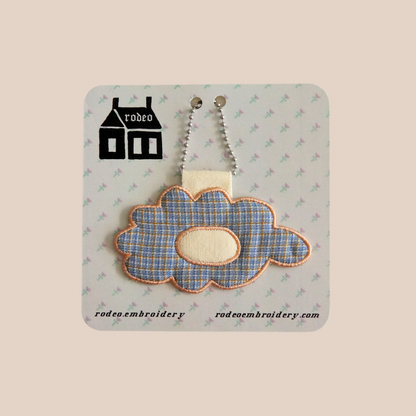 ditsy daisies ~ handmade keychains